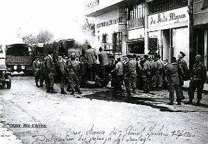 RA d- 06- Place du Docteur Jouty- barricades